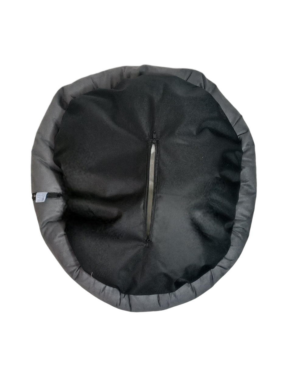 Cama para perro circular aterciopelado, fresca y acogedora.